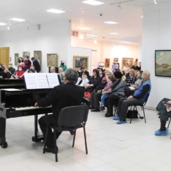 Капелла «Классика» и артисты «Концертно-духового оркестра» на открытии выставки Виктора Немцева