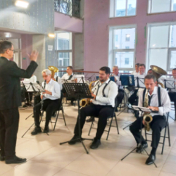 7 октября Концертно-духовой оркестр принял участие в благотворительной акции – Своих не бросаем