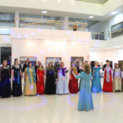 Хор и Концертно-духовой оркестр Капеллы КЛАССИКА на балу “Новогоднее настроение” для 27 школы