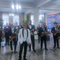 Новогодний марафон выступлений продолжает Концертно-духовой оркестр