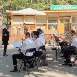 Выступление Концертно-духового оркестра в парке “Лакреевский лес”