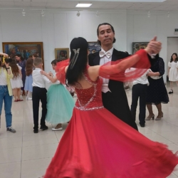 “Выпускной Бал” для 4 классов 27  школы