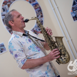 Капелла “Классика” поздравляет с Юбилеем 65 чебоксарскую школу