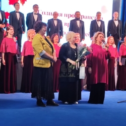 Капелла “Классика” поздравила с юбилеем  О. Ю. Сергееву – руководителя Центра русской культуры города Чебоксары
