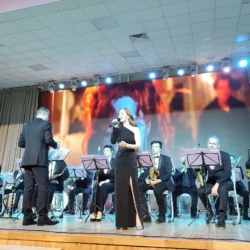 “Музыка кино” в исполнении Концертно-духового оркестра – в 65 школе